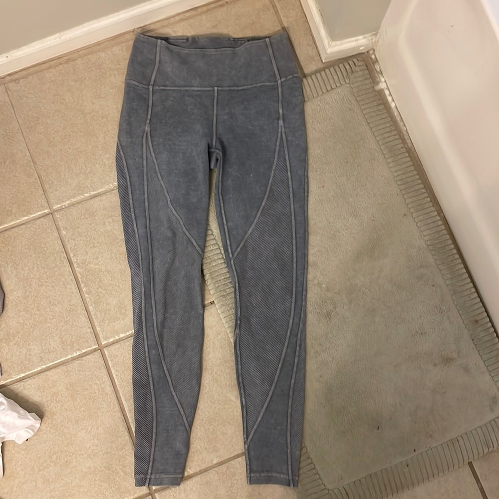 Blue lululemon leggings size 8